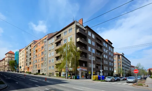 C256 Nájemní domy Stavebního a bytového družstva "Úspora"